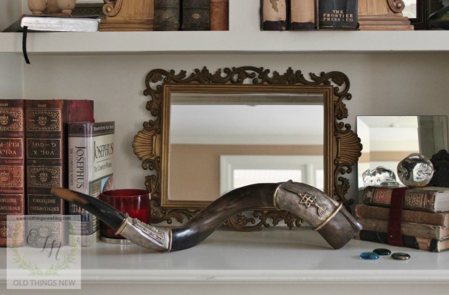 Brilliant Mirrored Bookcases