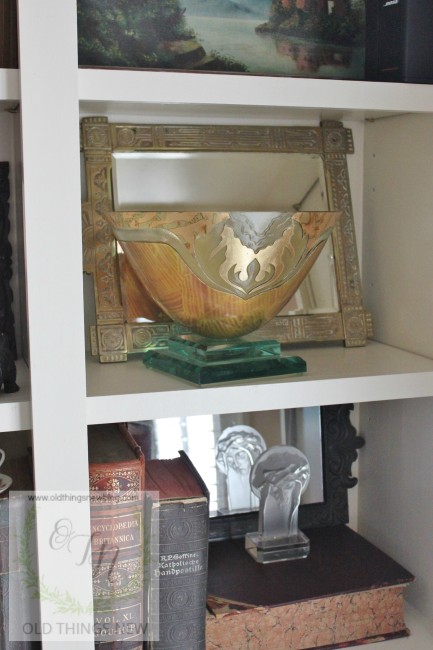 Brilliant Mirrored Bookcases