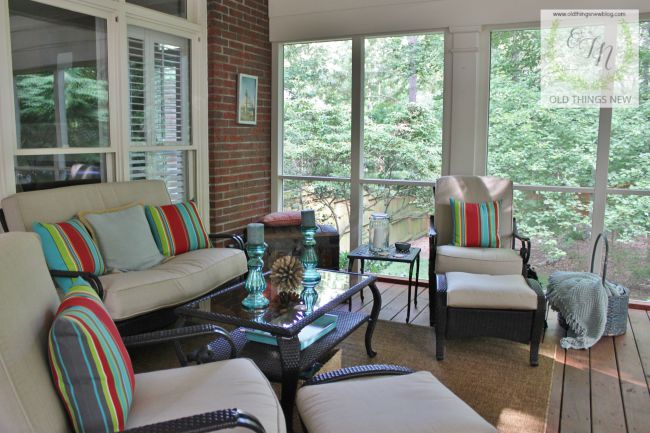 Screened Porch 036