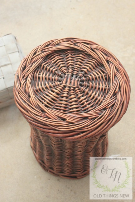 Weathered baskets 013